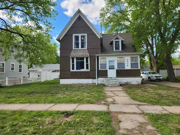 2714 18th Street, Columbus, NE 68601