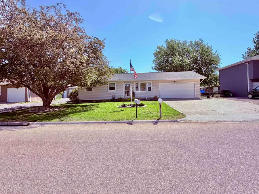 1906 N Eastwood Street, Norfolk, NE 68701 - #2
