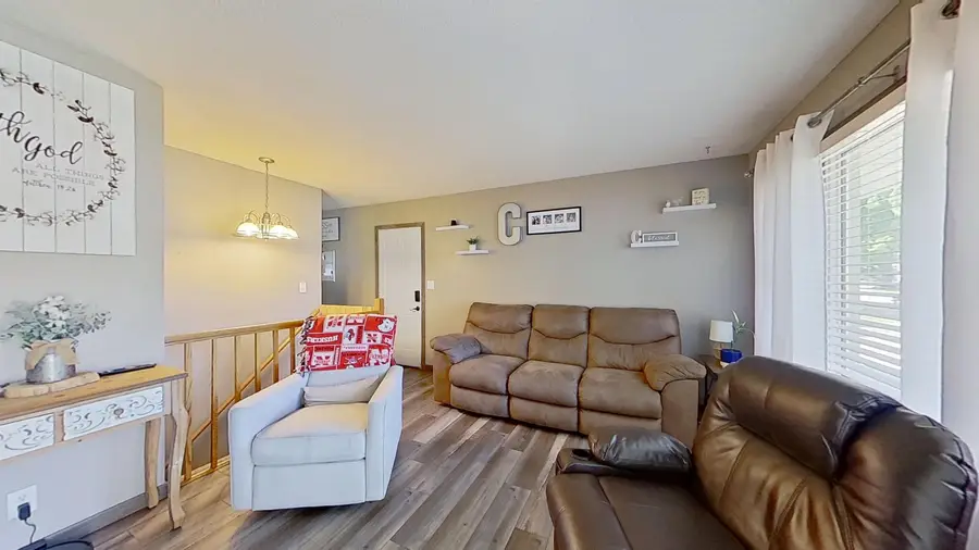 1906 N Eastwood Street, Norfolk, NE 68701 - #3