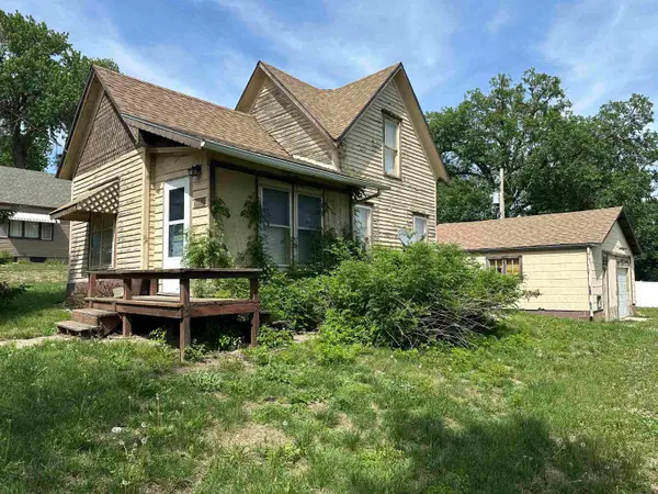 306 N Walnut Street, Genoa, NE 68640