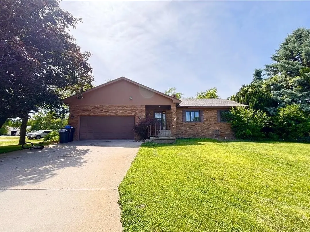 352 23rd Avenue, Columbus, NE 68601 - #1