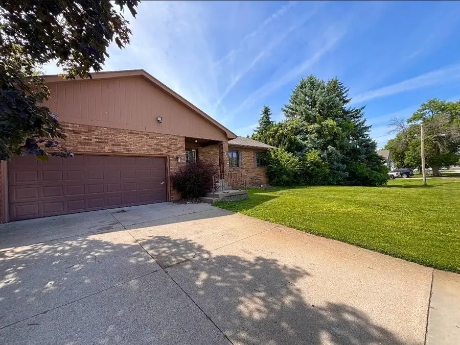 352 23rd Avenue, Columbus, NE 68601 - #2