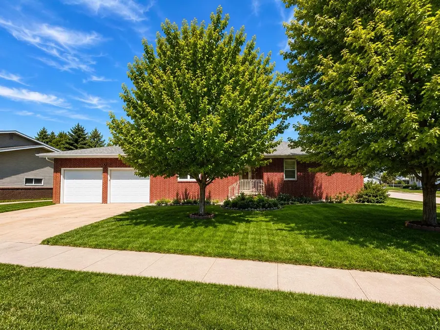 2153 37th Avenue, Columbus, NE 68601 - #2
