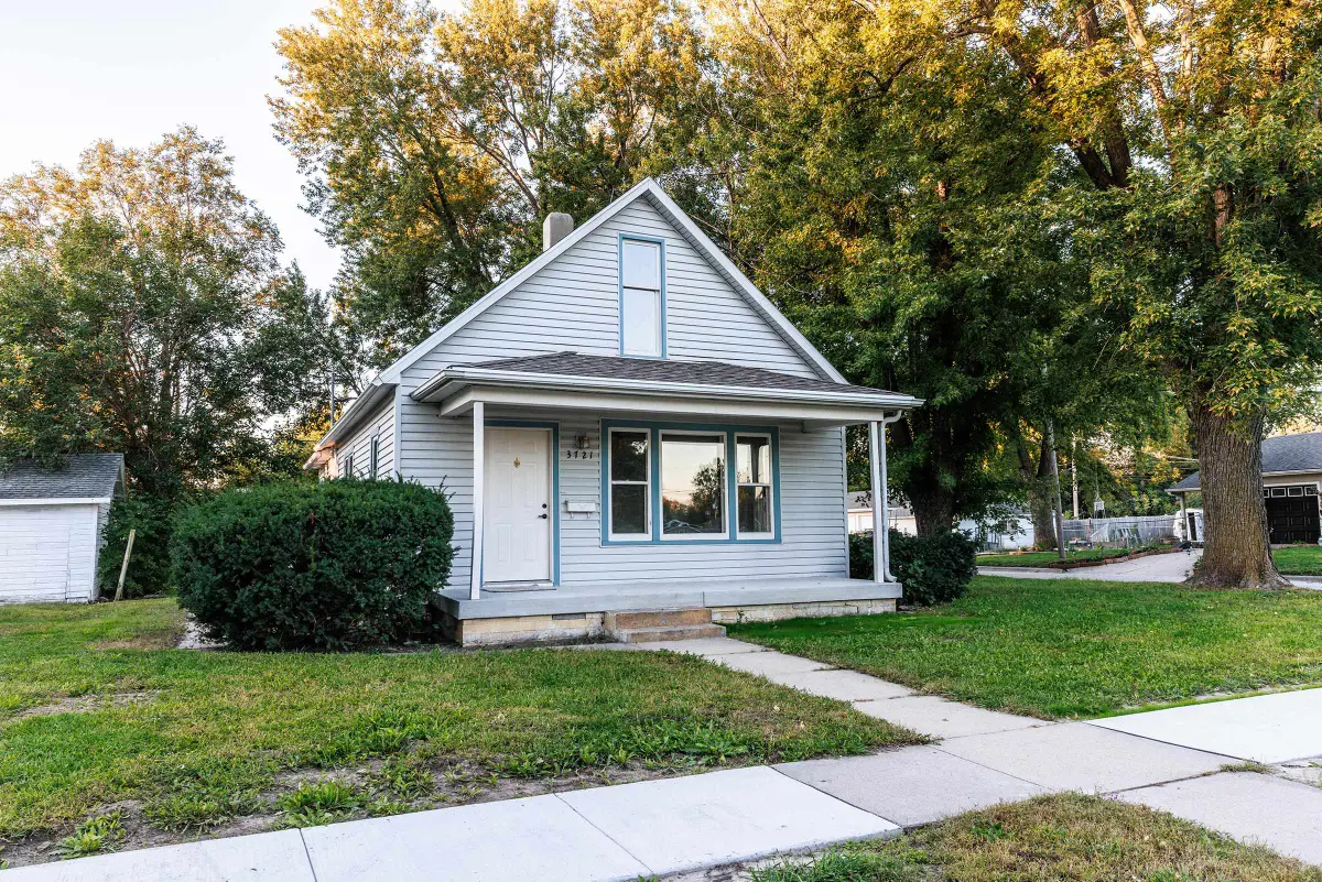 3721 13th Street, Columbus, NE 68601 - #1