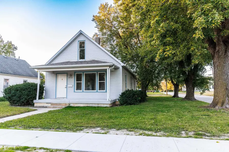 3721 13th Street, Columbus, NE 68601 - #2