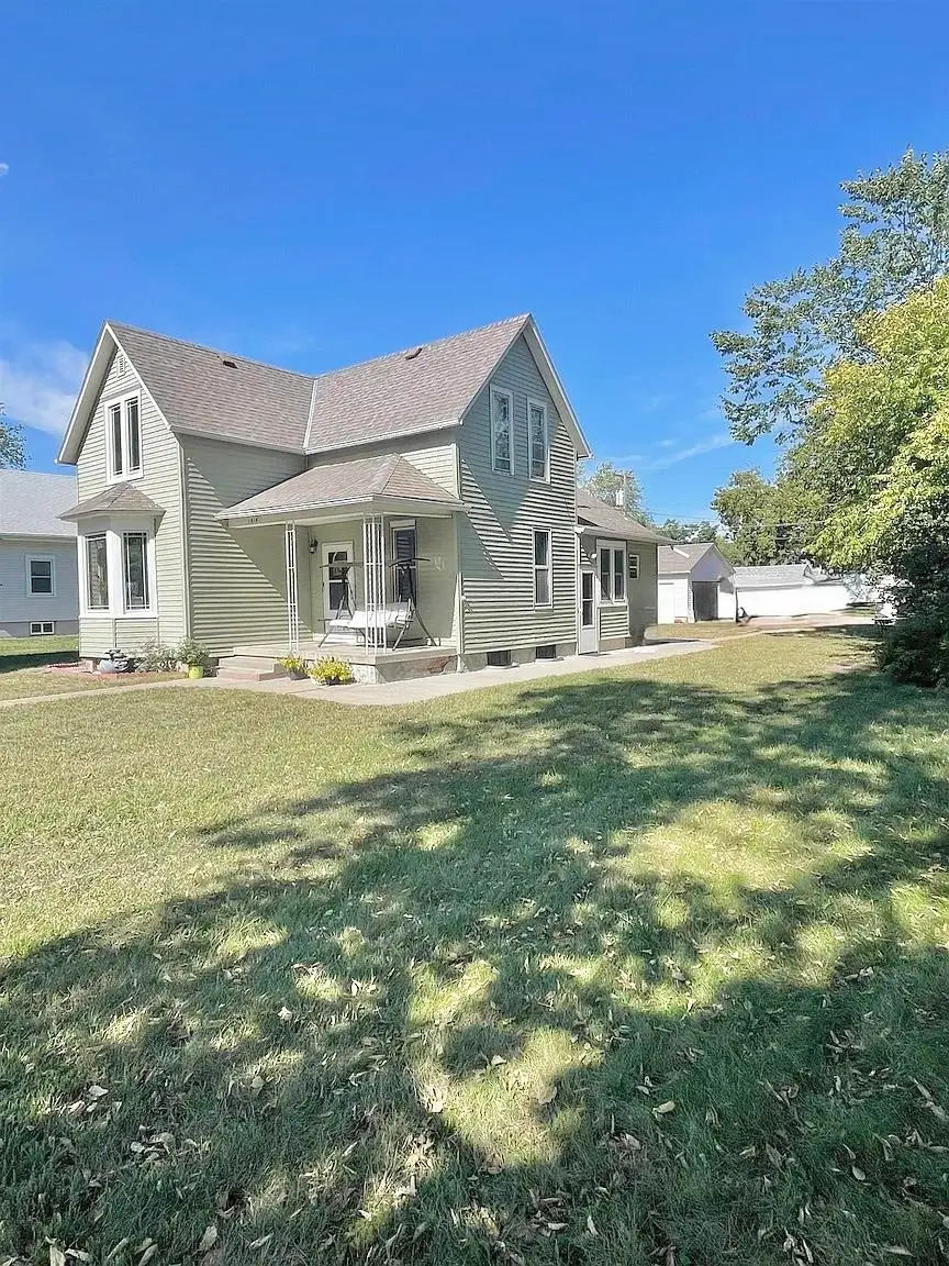 1814 14th Street, Columbus, NE 68601 - #2