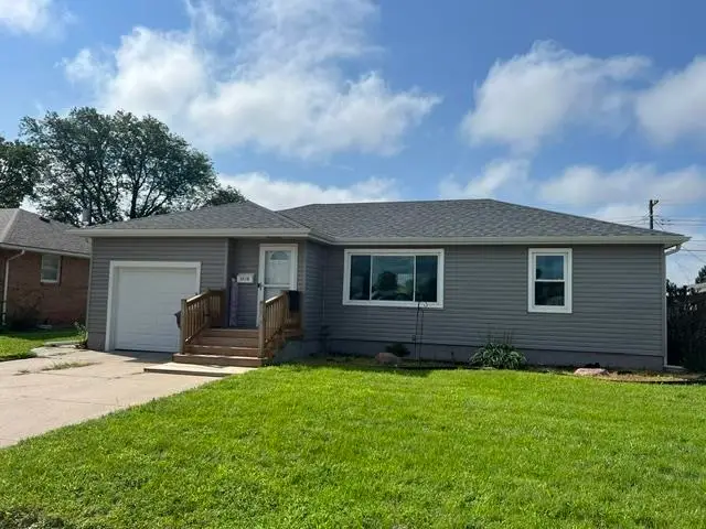 2203 25th Street, Columbus, NE 68601-0000 - #1
