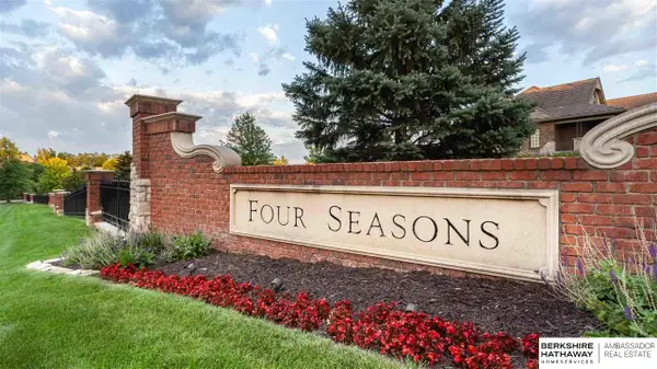 822 N 143 Court #Lot 16, Omaha, NE 68154