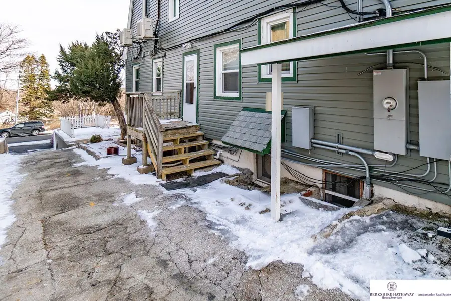 1526 S 29 Street, Omaha, NE 68105 - #3