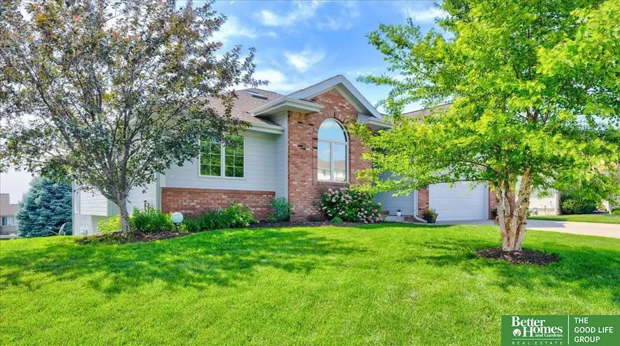 1806 Walnut Creek Drive, Papillion, NE 68046 - Image #3