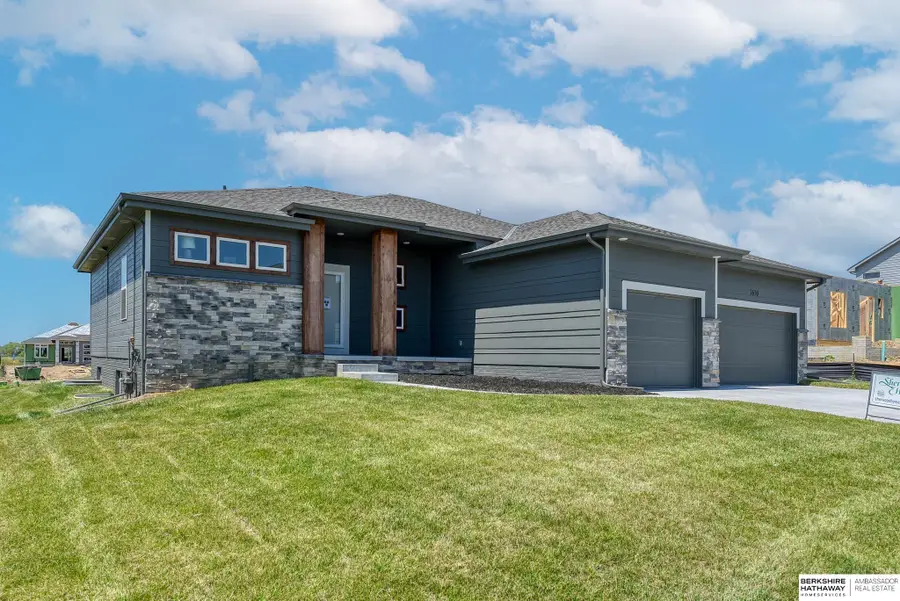 12630 Carpenter Street, Papillion, NE 68046 - Image #2