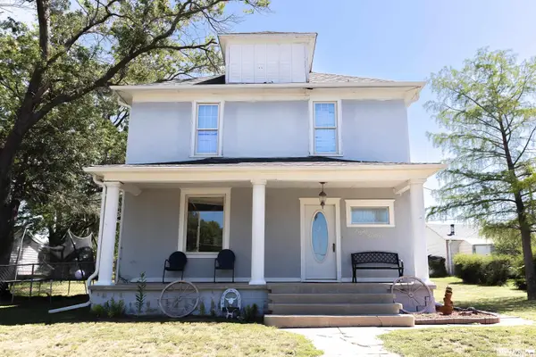 816 K Street, Fairbury, NE 68352