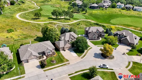 6921 N 118 Circle, Omaha, NE 68142