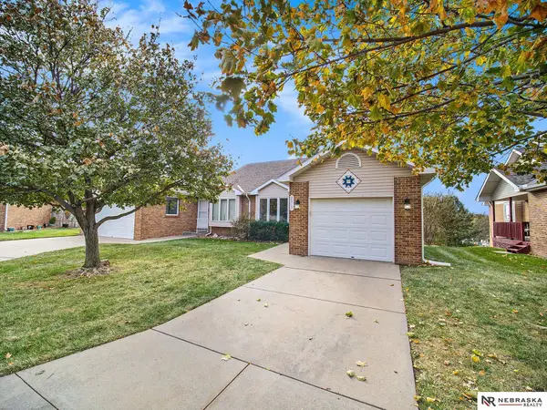 2515 Hollyhock Circle #16, Lincoln, NE 68521