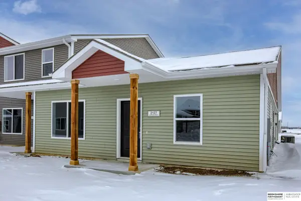 2127 Aaron Way, Fremont, NE 68025