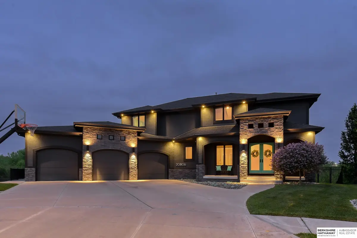 20806 Frances Circle, Elkhorn, NE 68022 - Image #1