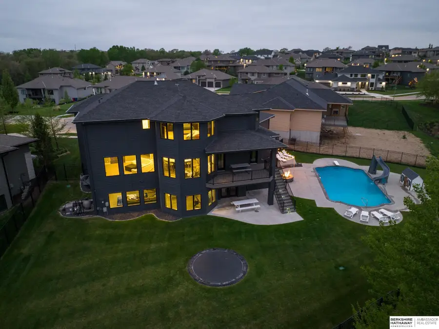 20806 Frances Circle, Elkhorn, NE 68022 - Image #2