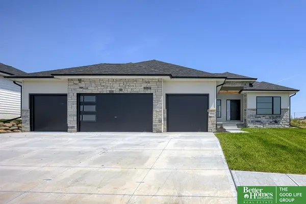 5407 N 212th Street, Elkhorn, NE 68022