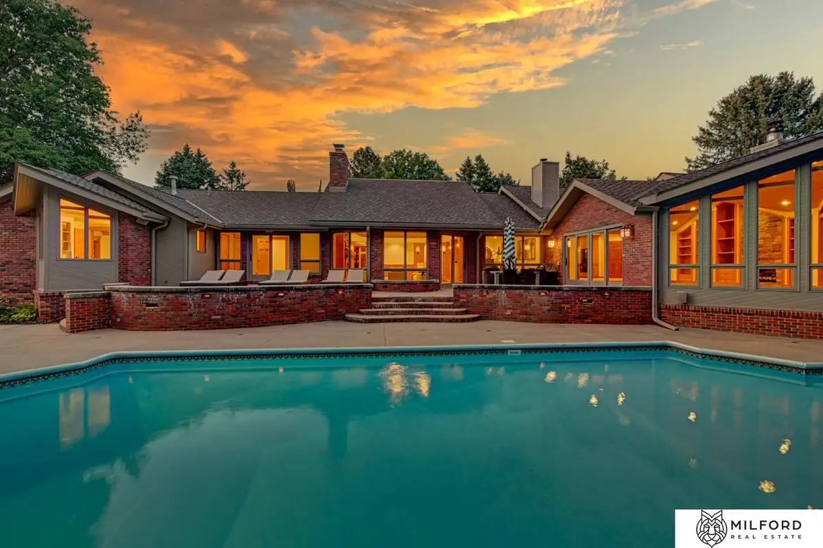 180 S 211 Street, Elkhorn, NE 68022-0000 - Image #1