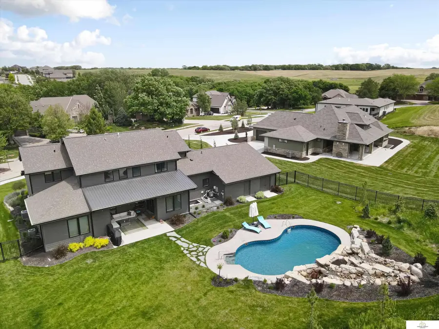 23515 P Street, Elkhorn, NE 68022 - Image #2