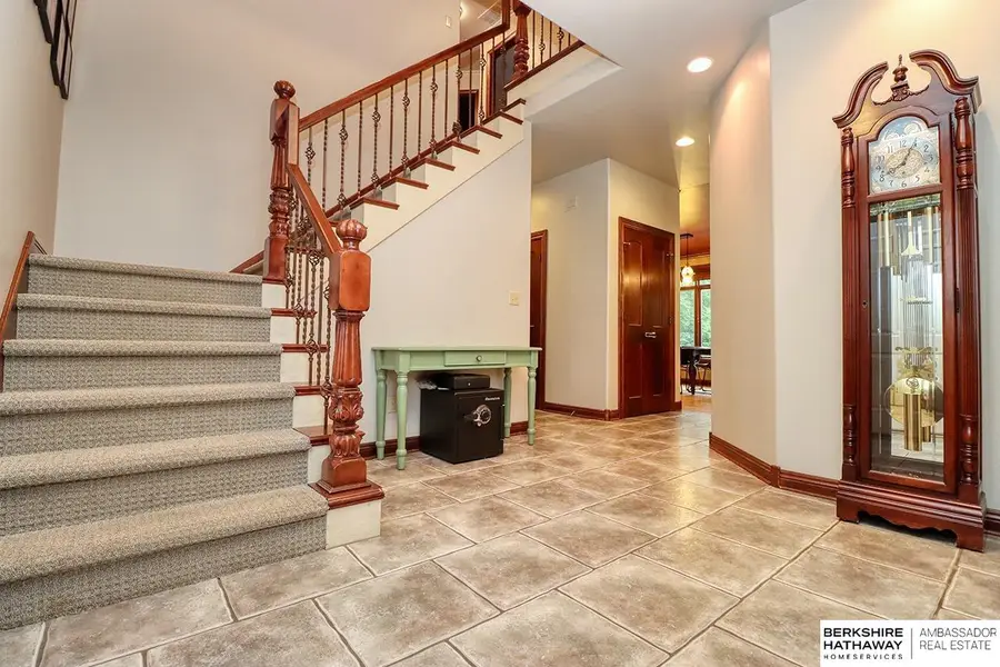 6533 Countryview Road, Lincoln, NE 68516 - Image #3
