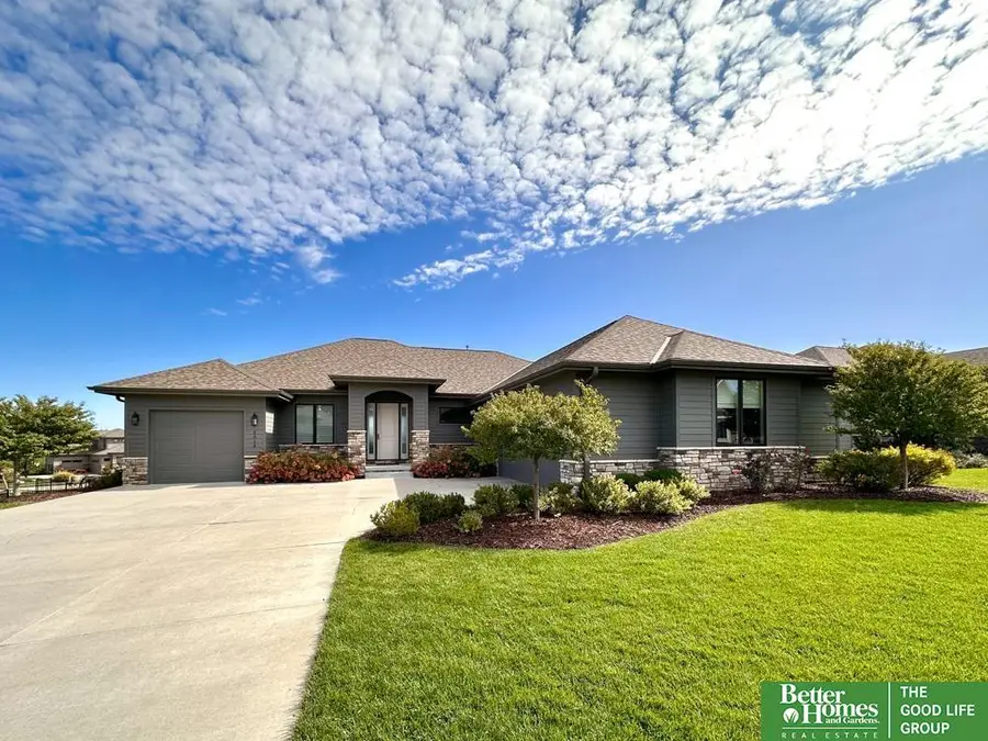 2015 S 210 Street, Elkhorn, NE 68022 - Image #2
