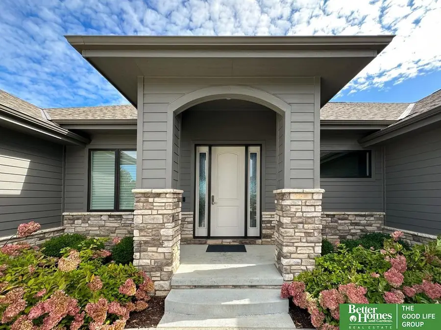 2015 S 210 Street, Elkhorn, NE 68022 - Image #3