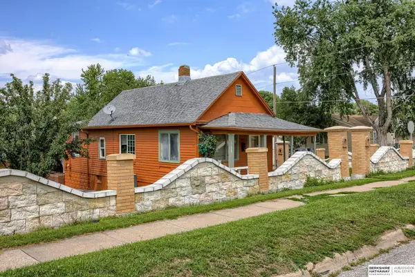 3502 W Street, Omaha, NE 68107