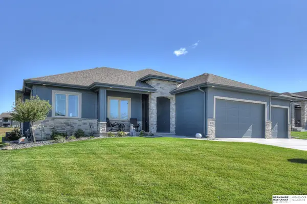 8115 N 129 Street, Omaha, NE 68142