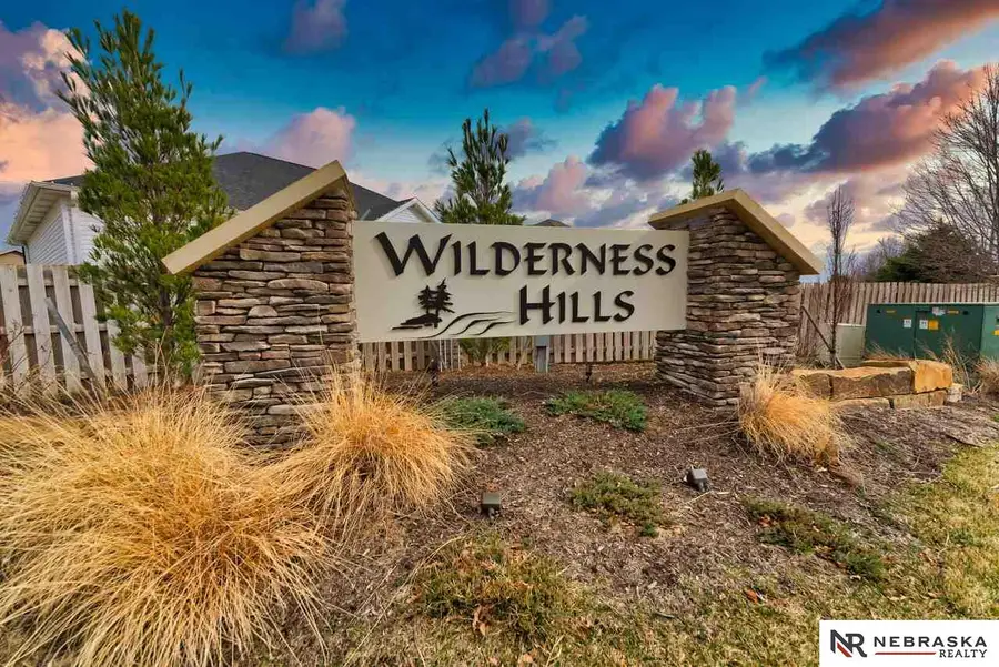 9861 Keystone Drive, Lincoln, NE 68516 - Image #2