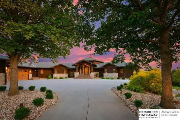 9808 Garvin Road, Omaha, NE 68122