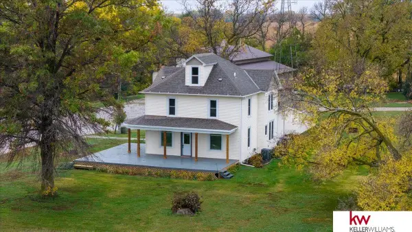 2377 County Road 12, Fremont, NE 68025