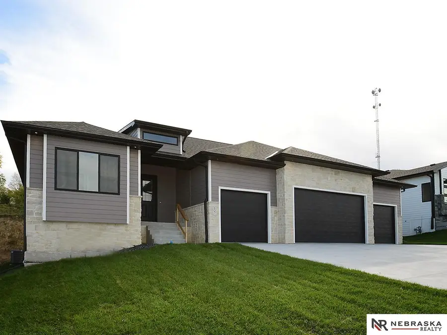 903 S Lakeview Way, Ashland, NE 68003 - Image #2