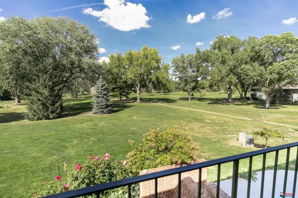 7200 Old Post Road #7, Lincoln, NE 68506