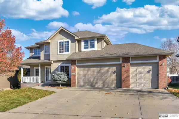 7815 S 167 Street, Omaha, NE 68136