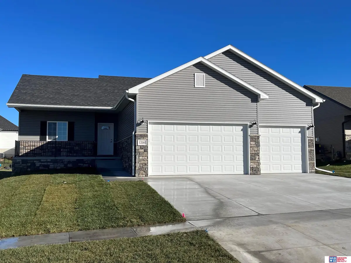1206 Kantor Lane, Hickman, NE 68372 - Image #1