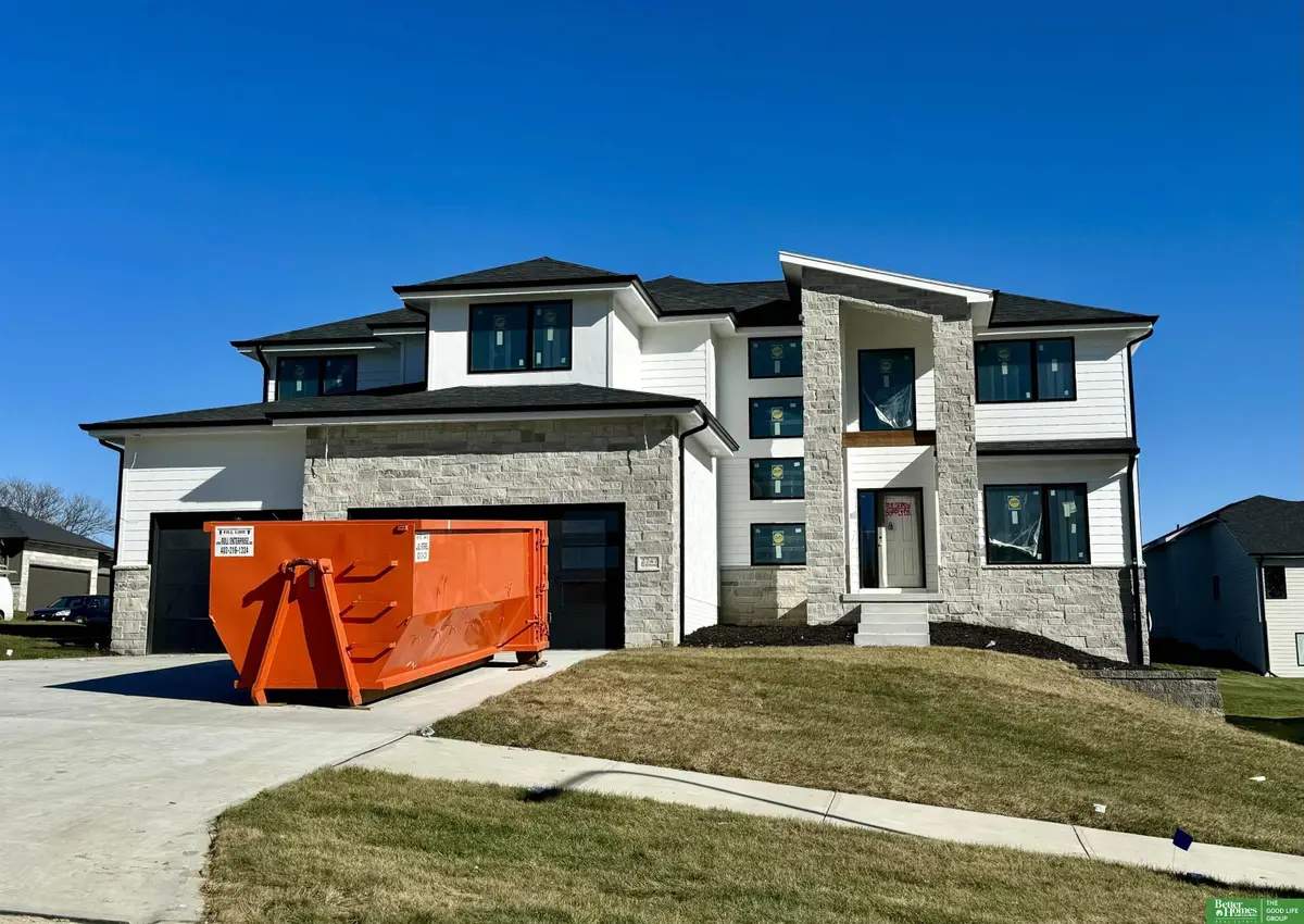 2747 Big Elk Parkway, Elkhorn, NE 68022 - Image #1