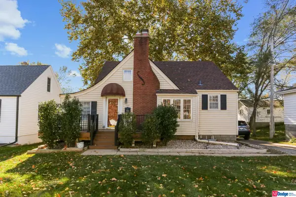 5031 Pierce Street, Omaha, NE 68106