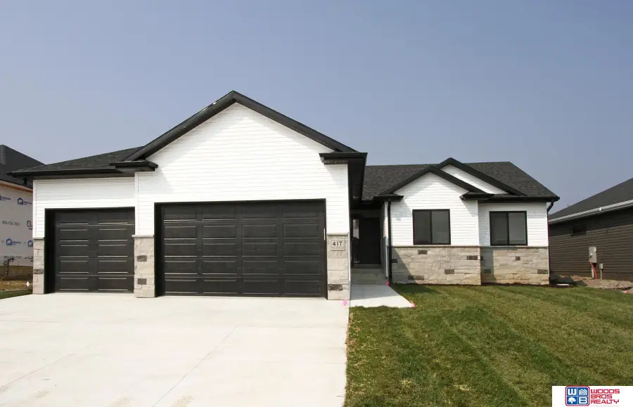 417 Half Moon Drive, Lincoln, NE 68527 - Image #2
