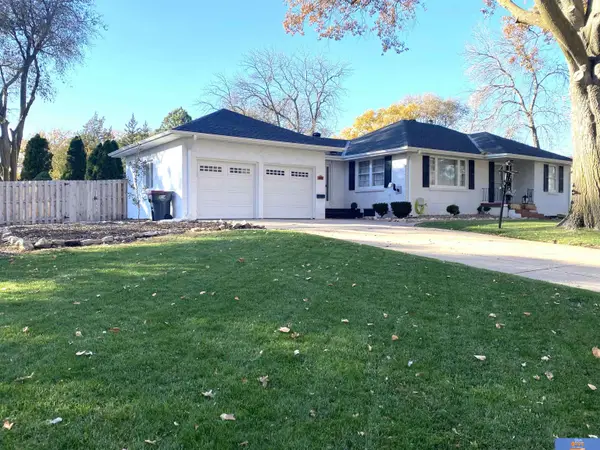 1401 Paddock Lane, Beatrice, NE 68310