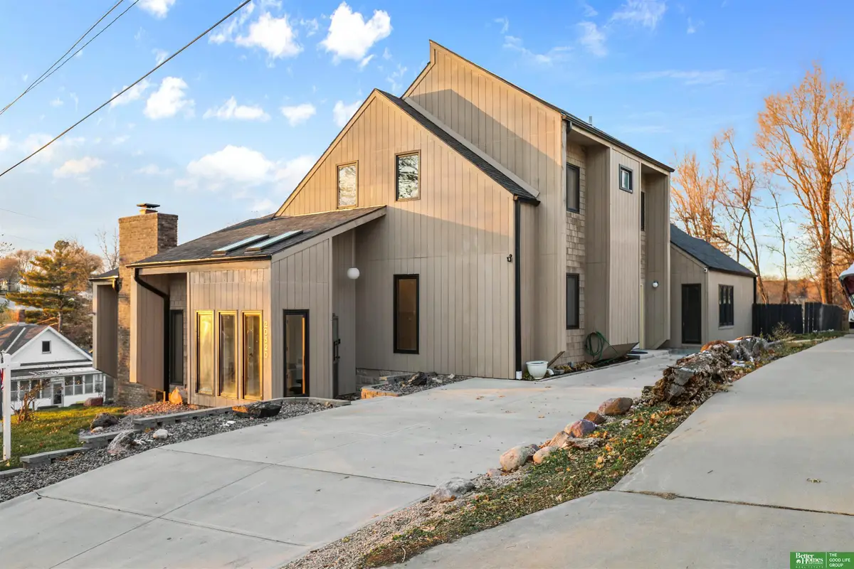 20520 Wolfs Street, Elkhorn, NE 68028 - Image #1