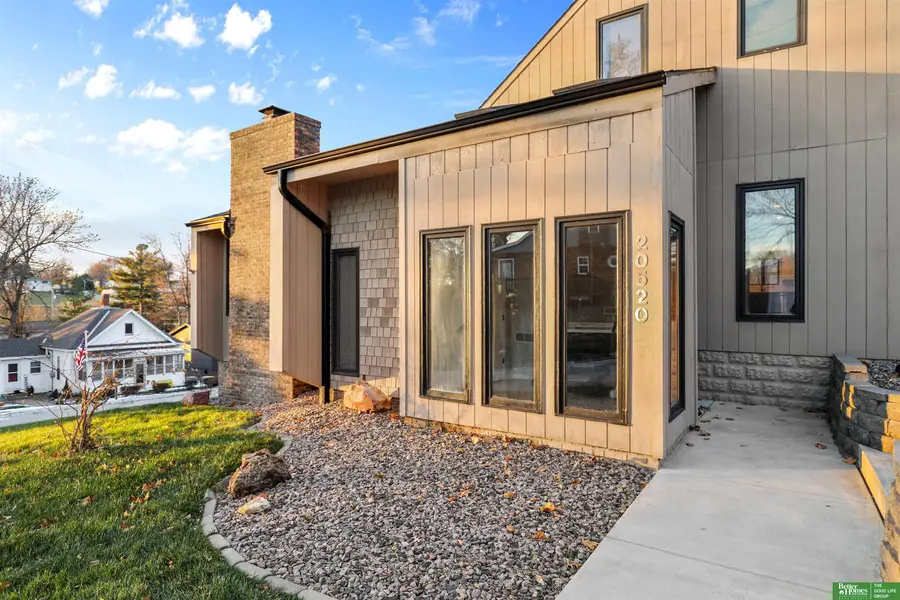20520 Wolfs Street, Elkhorn, NE 68028 - Image #3