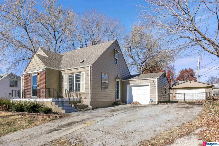 2864 Hanover Street, Omaha, NE 68112 - Image #3