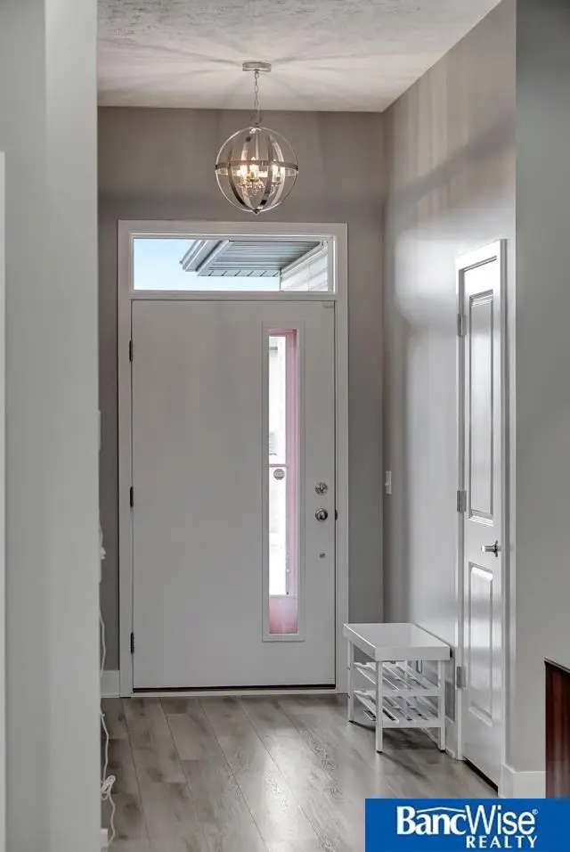 7724 Isidore Drive, Lincoln, NE 68516 - Image #3