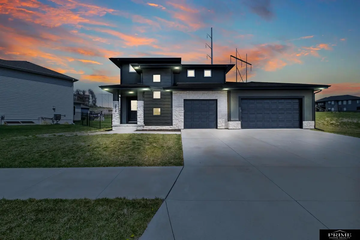 2515 N 187th Circle, Elkhorn, NE 68022 - Image #1