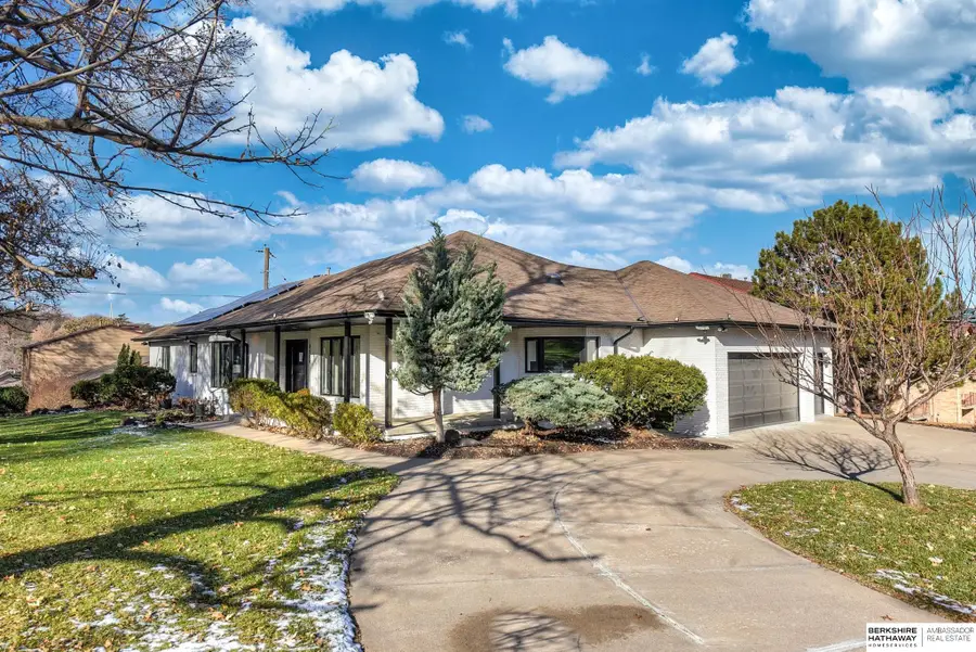 8504 Douglas Street, Omaha, NE 68114 - Image #2