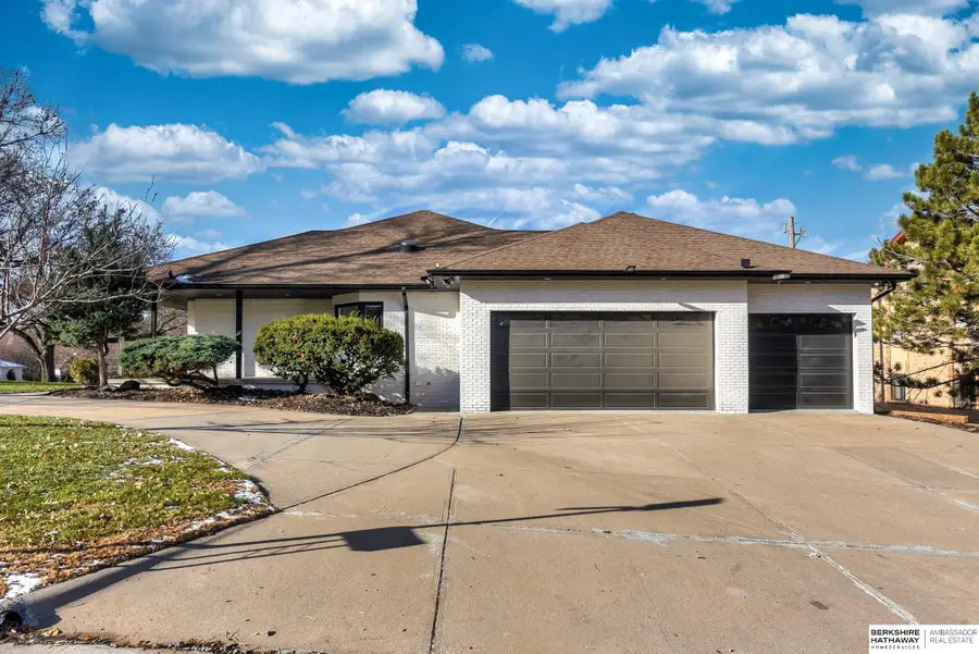 8504 Douglas Street, Omaha, NE 68114 - Image #3