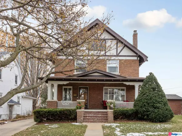 5181 Jones Street, Omaha, NE 68106