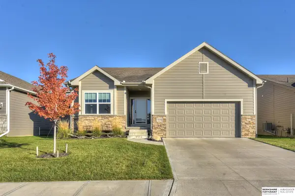 4446 Leawood Drive, Bellevue, NE 68123