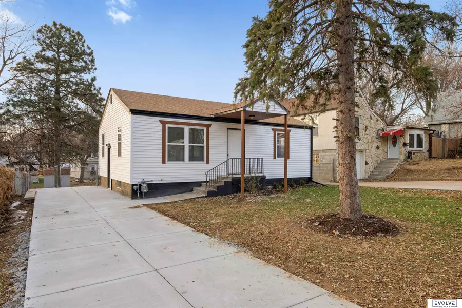 5528 N 34th Street, Omaha, NE 68111 - Image #2